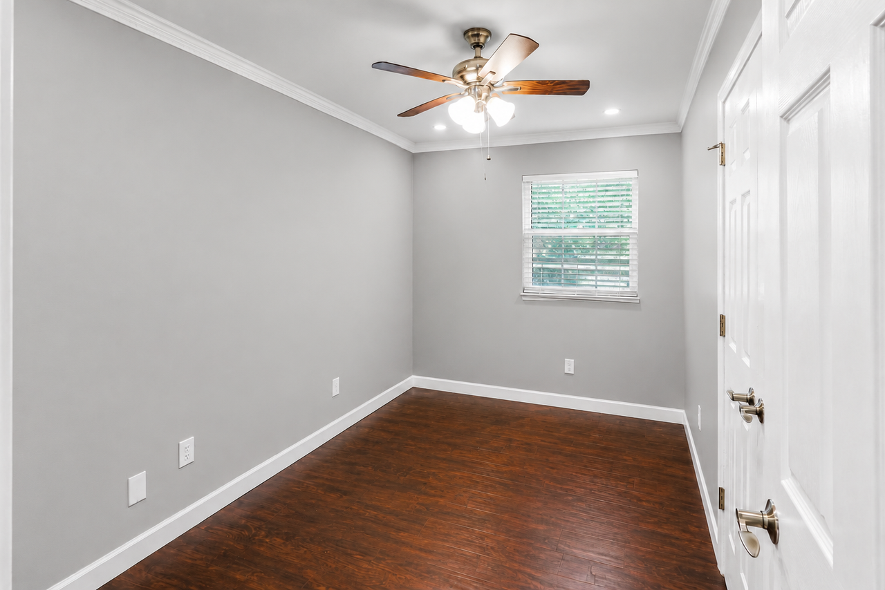 6705 Shrewsbury Dr #NA - Photo 6 of 17