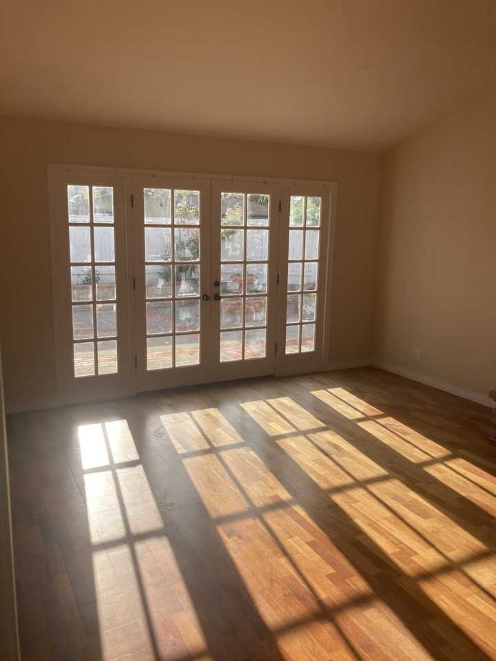 726 Santa Rufina Dr #NA - Photo 3 of 8