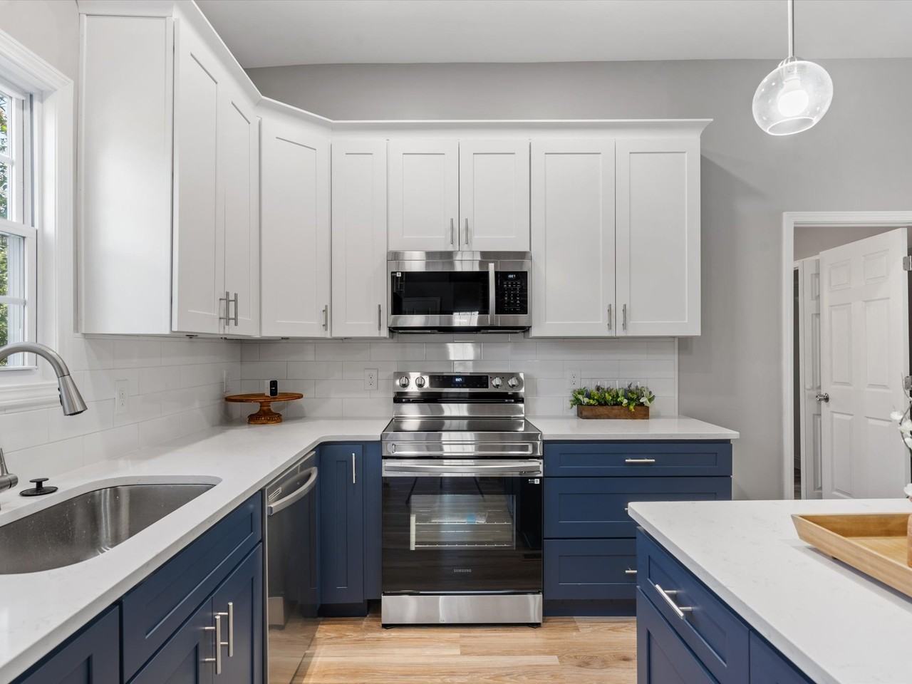 105 S York St #NA - Photo 2 of 14