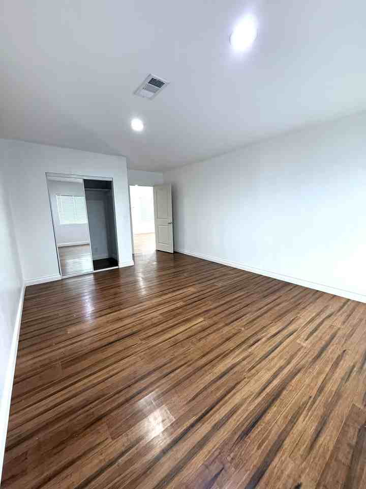 12622 Fletcher Dr #NA - Photo 5 of 22
