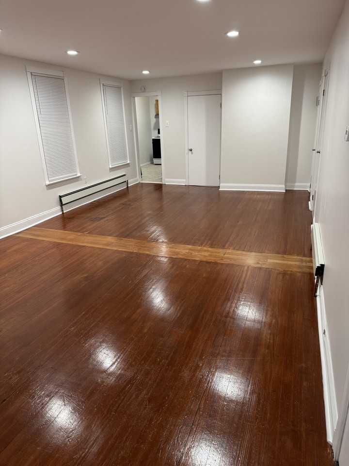 546 Walnut St #1 - Photo 2 of 13