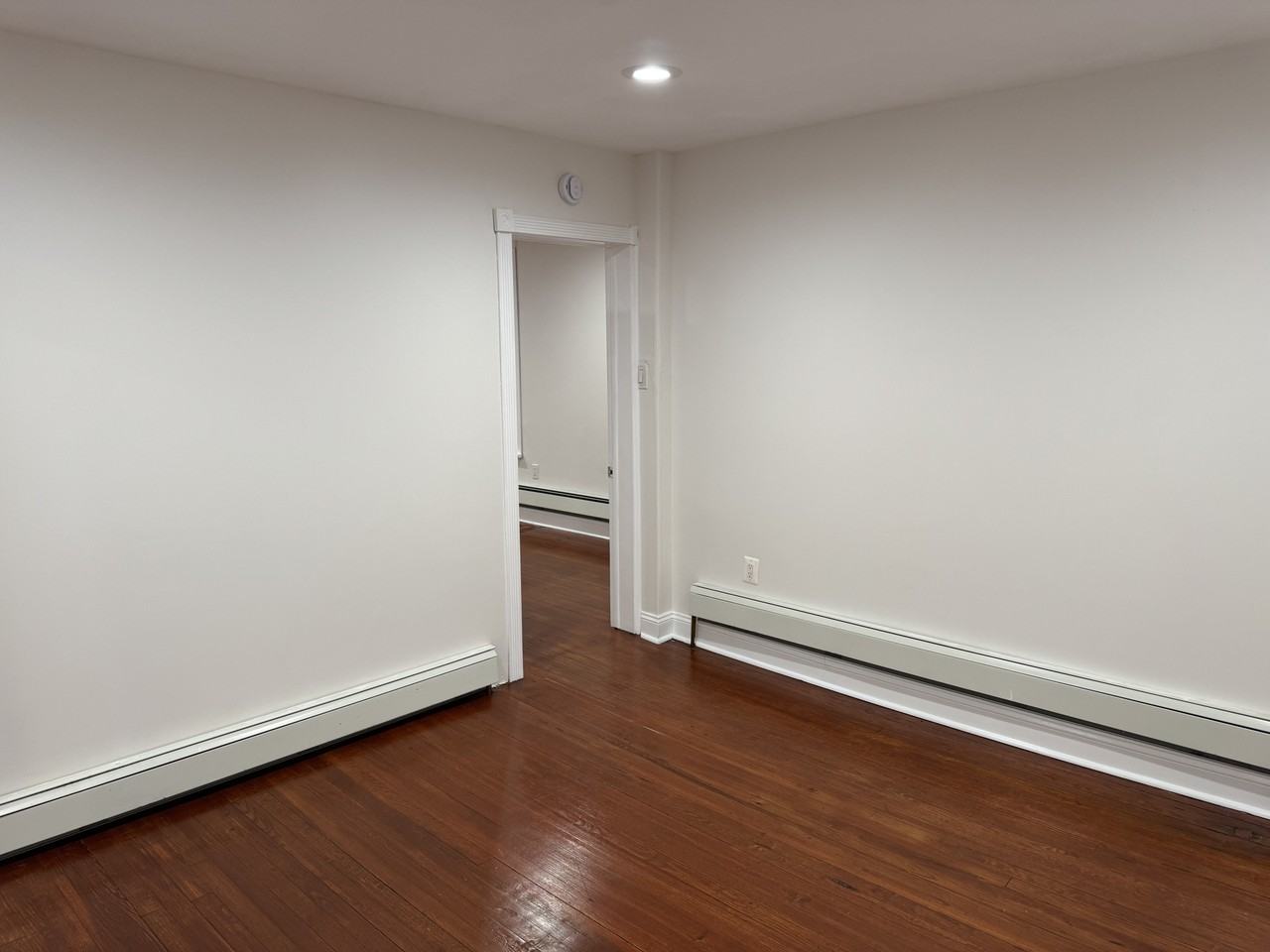 546 Walnut St #1 - Photo 5 of 13