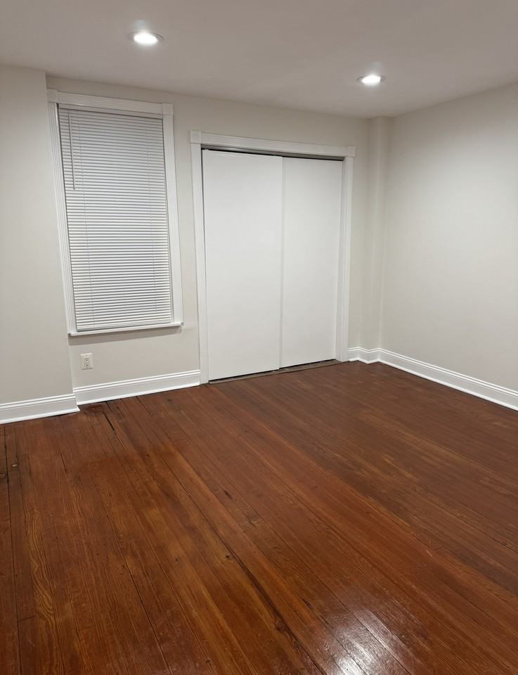 546 Walnut St #1 - Photo 6 of 13