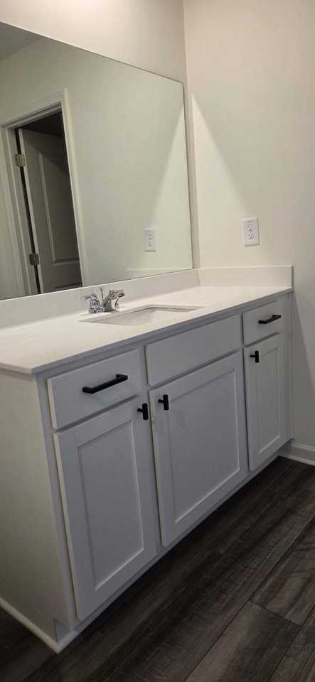 303 Winton Way #NA - Photo 2 of 14