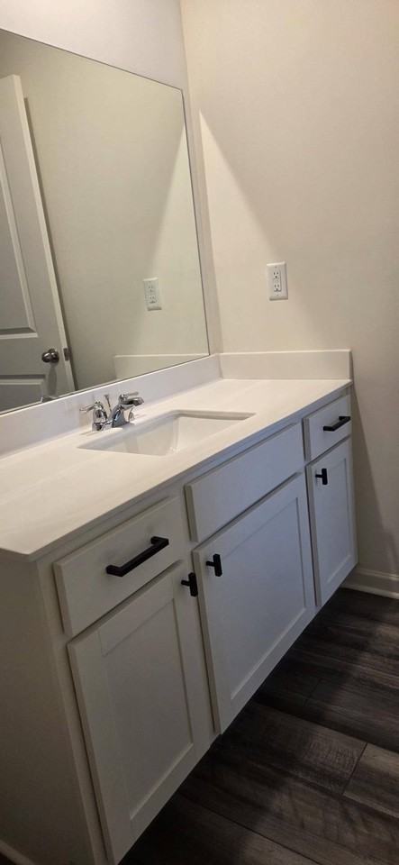 303 Winton Way #NA - Photo 3 of 14