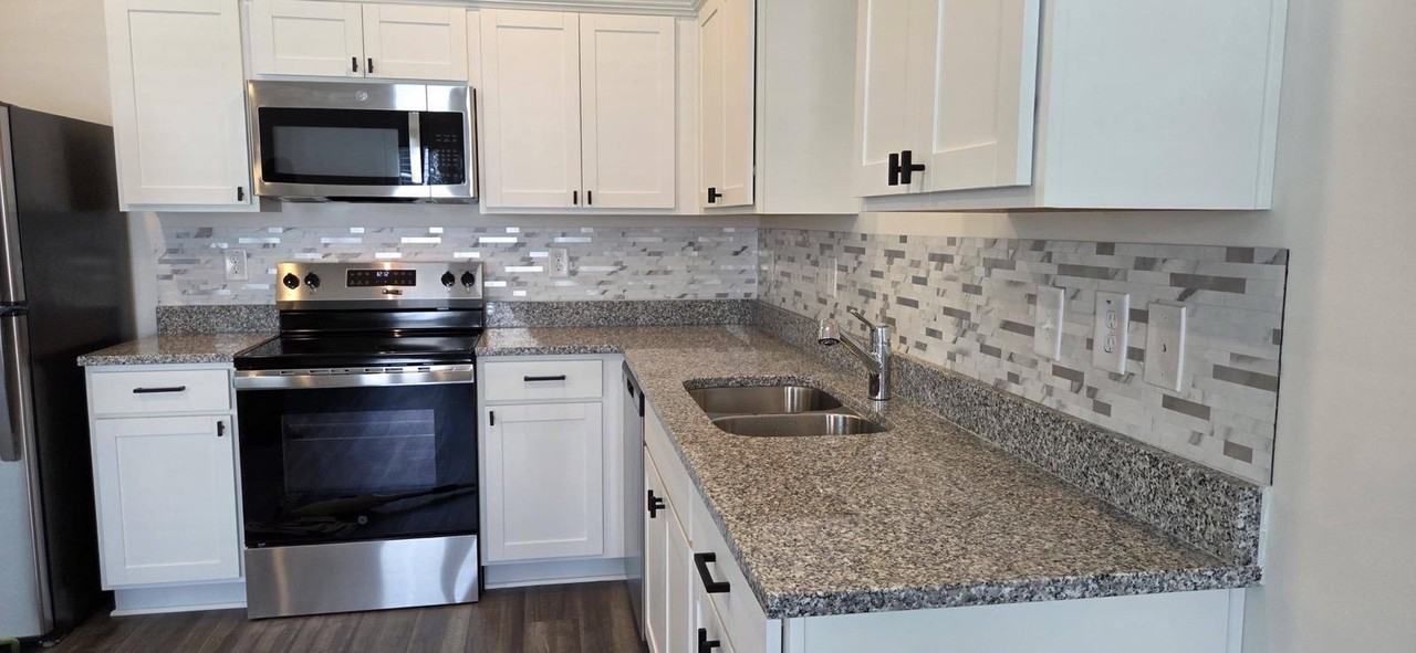 303 Winton Way #NA - Photo 4 of 14