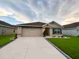 featured image of 6690 Se 3rd Loop #NA