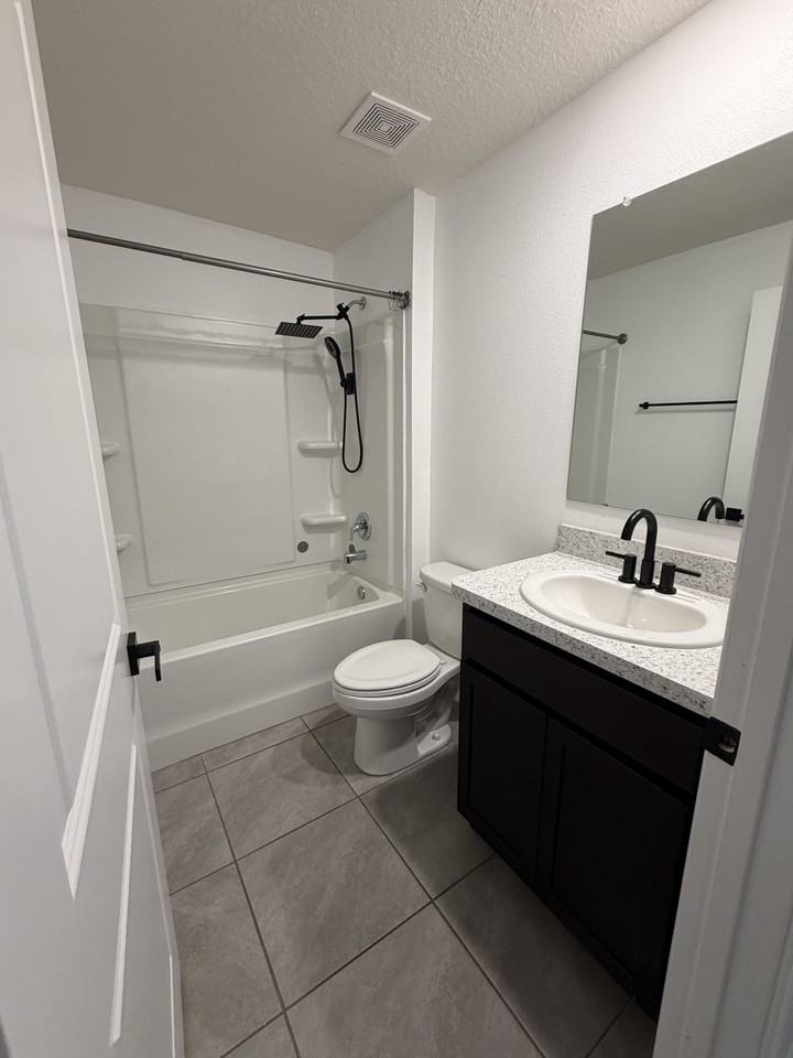 6690 Se 3rd Loop #NA - Photo 4 of 29
