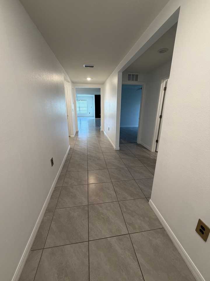 6690 Se 3rd Loop #NA - Photo 6 of 29