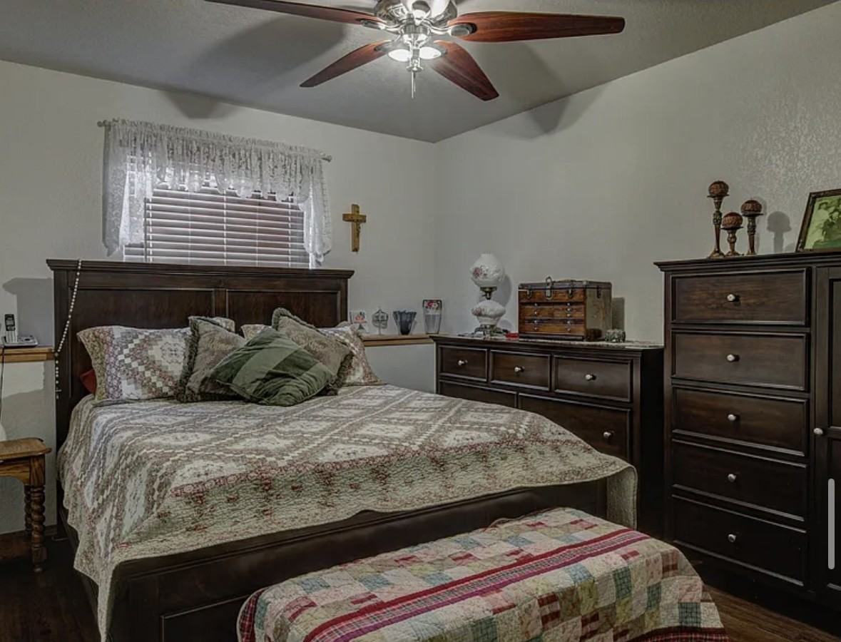 2803 Lincoln Ave #2803 - Photo 6 of 8