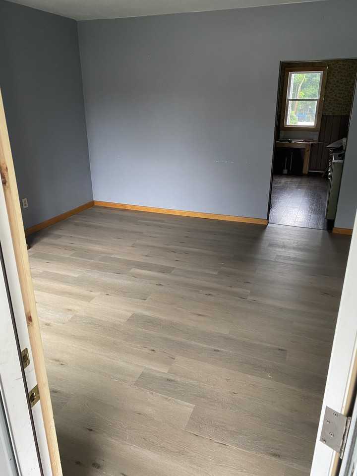 311 W Drinker St #1 - Photo 3 of 10