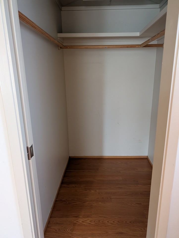 3104 Everett Cir - Photo 4 of 5
