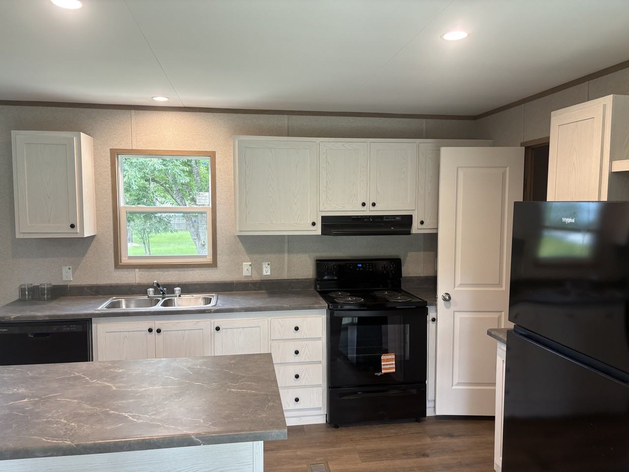 1884 Bethlehem Rd #NA - Photo 5 of 10