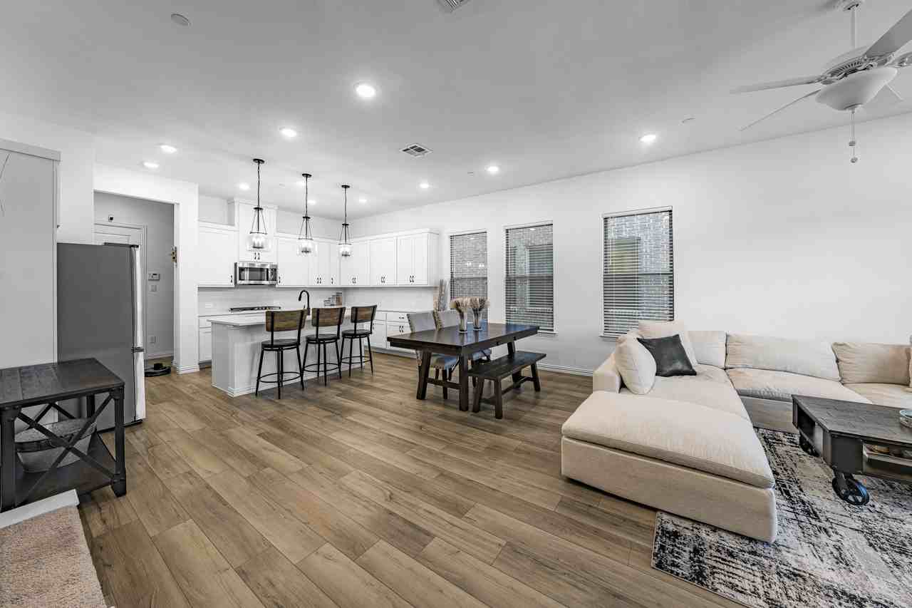 6539 Baritone Ct - Photo 2 of 15