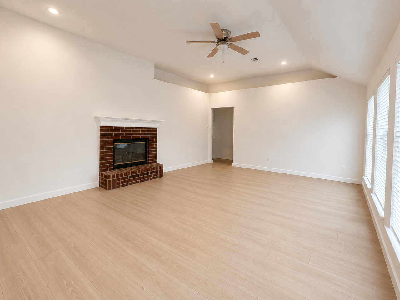 804 W Colony Dr #NA - Photo 3 of 7
