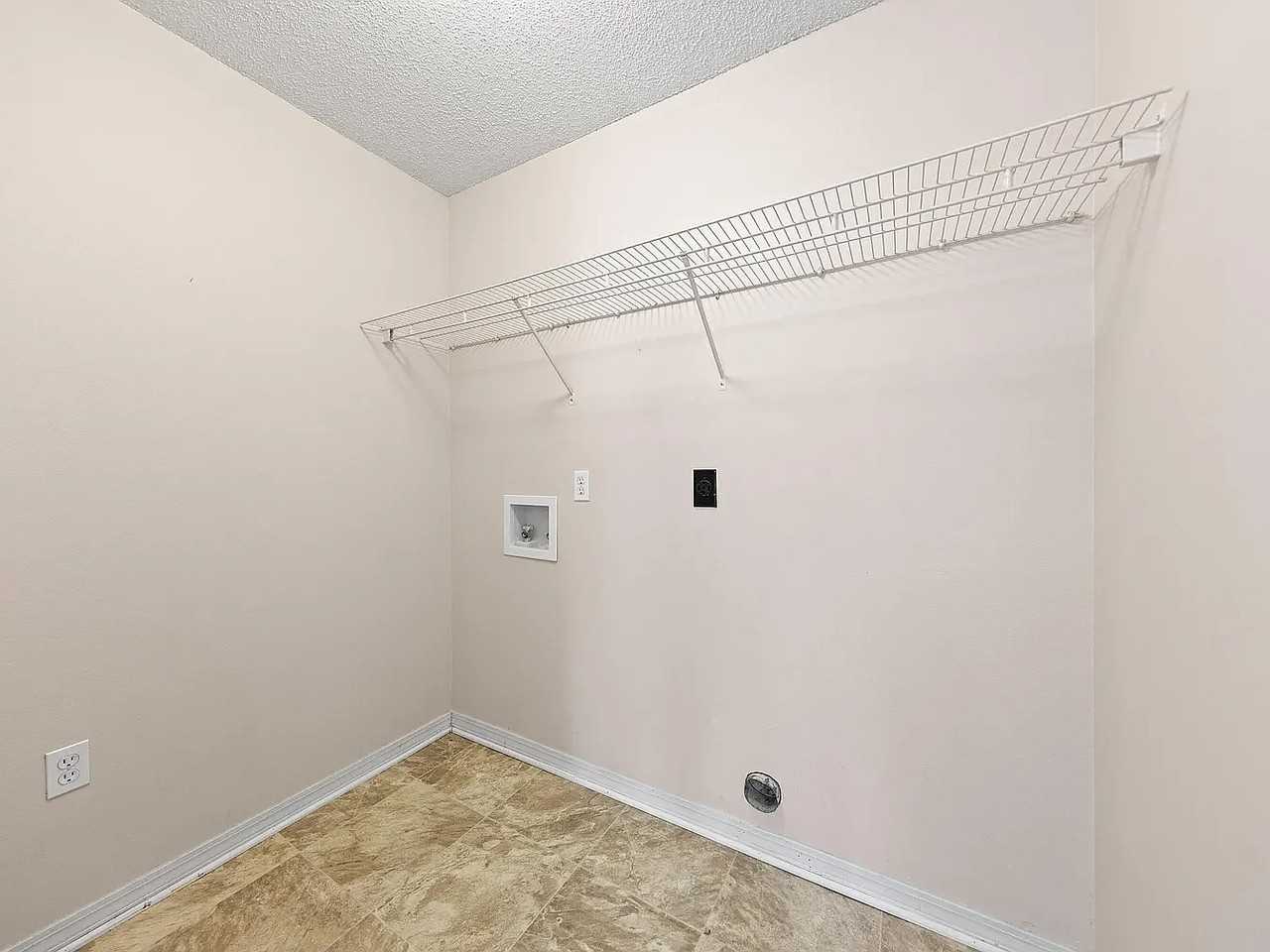 275 Limestone Cir #NA - Photo 7 of 18