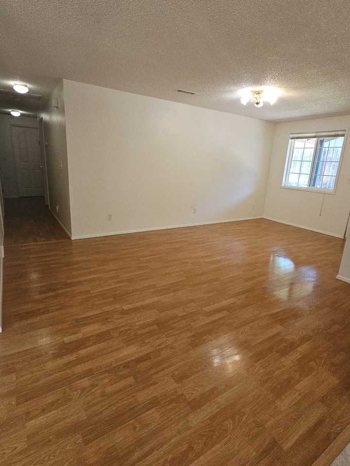 2631 California Ave #NA - Photo 4 of 12