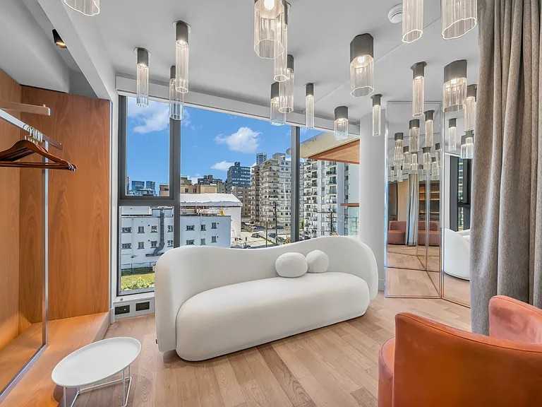 1408 Robson Street - Photo 32