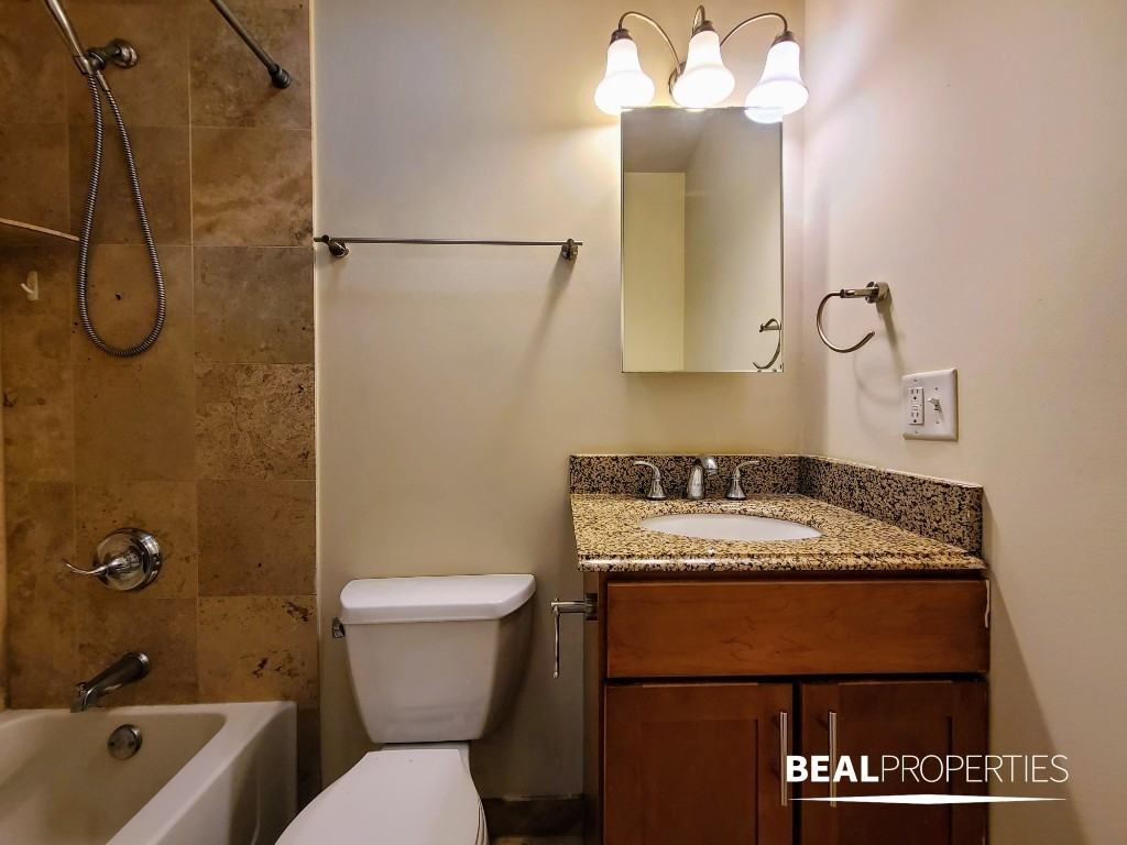 625 W Wrightwood Ave - Photo 5 of 7