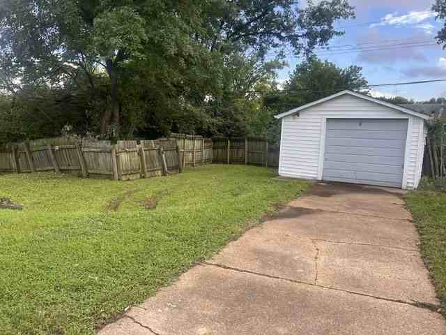 1218 Lynfield Pl #NA - Photo 5 of 50