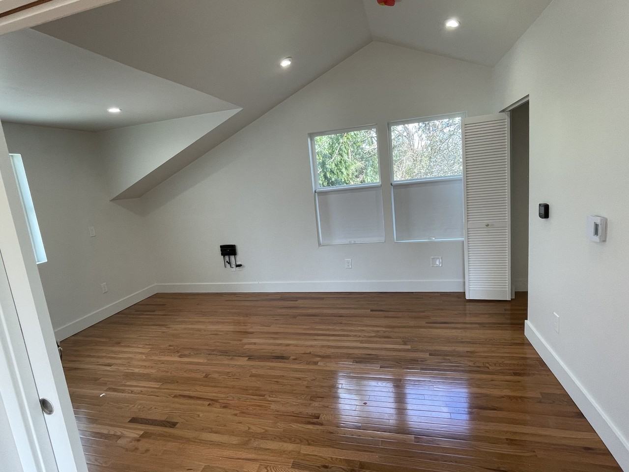8146 Sw 39th Ave #NA - Photo 5 of 6