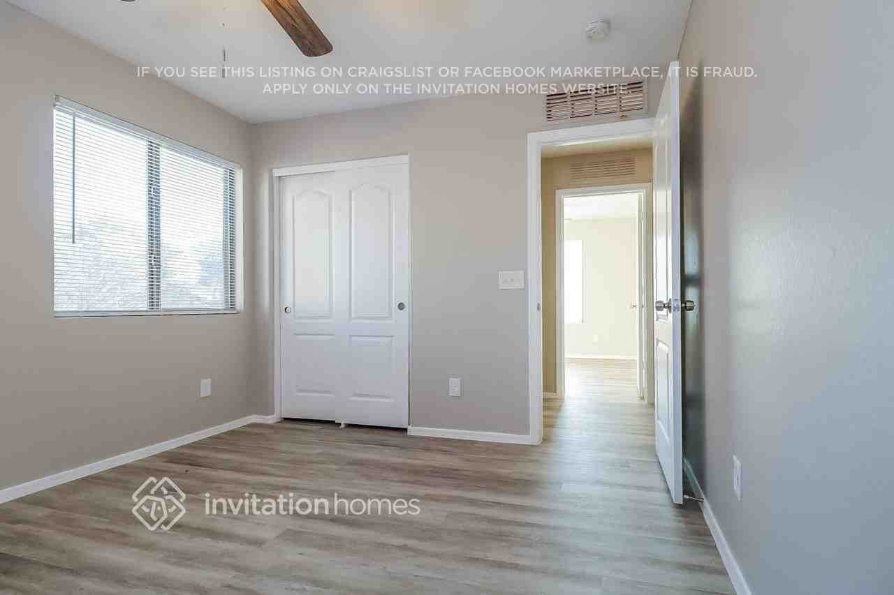 5448 S 237th Ln - Photo 7 of 15