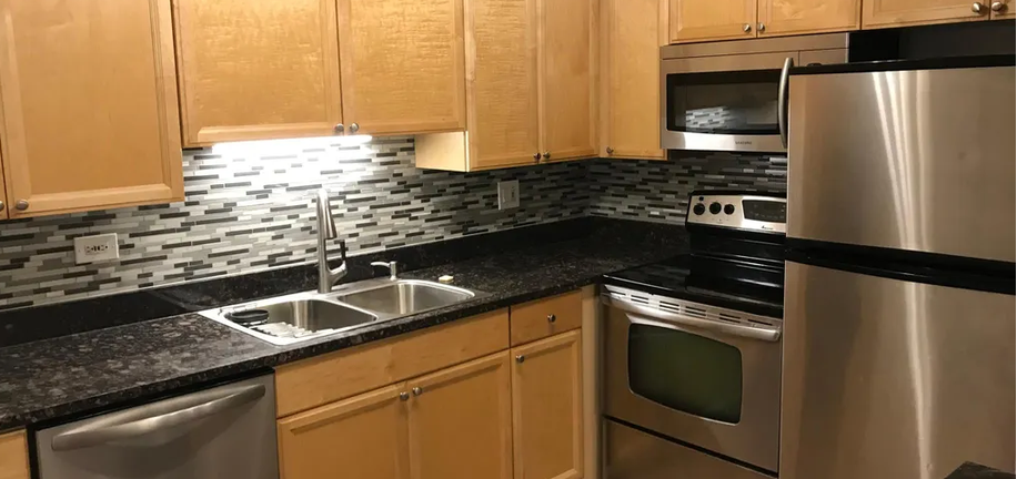508 East Spruce Drive #3a - Photo 2 of 5