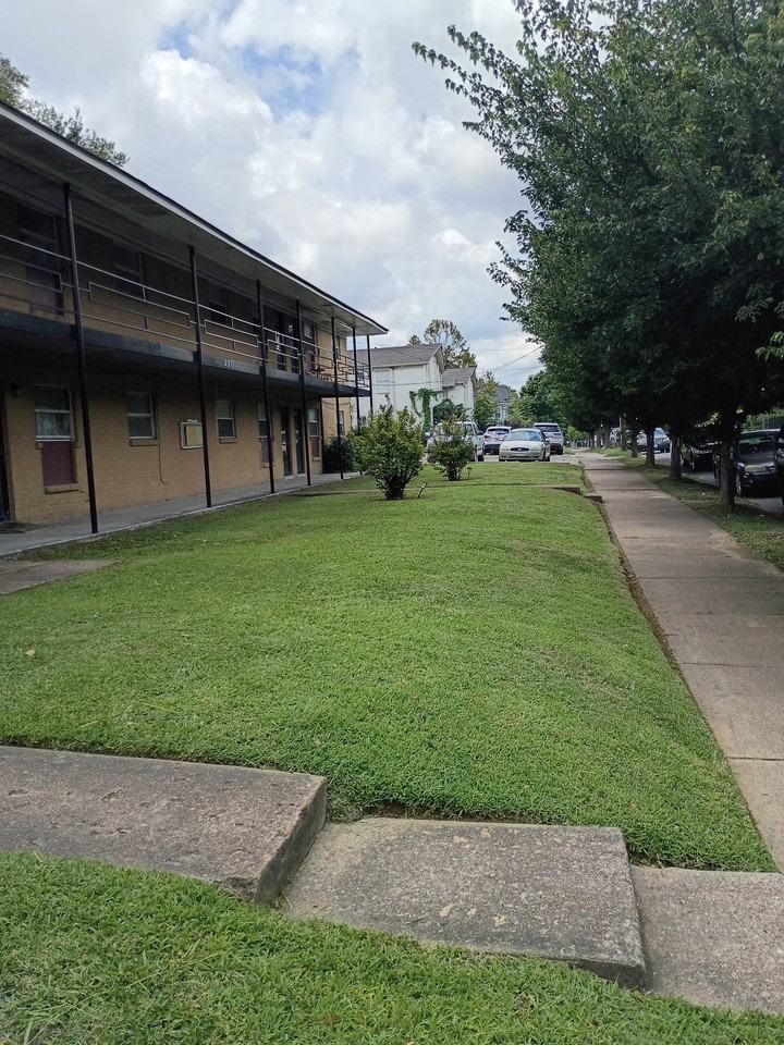 Greenlaw Ave & N 5th St - Photo 2 of 8