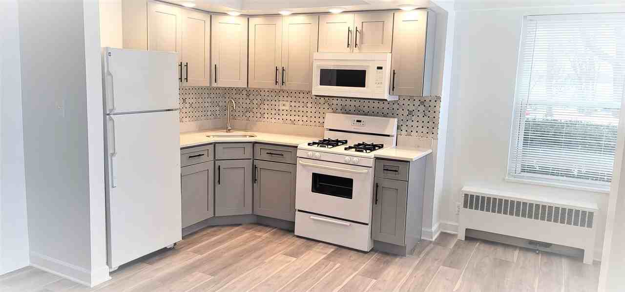 Mainstreet Apartments - Photo 7 of 50