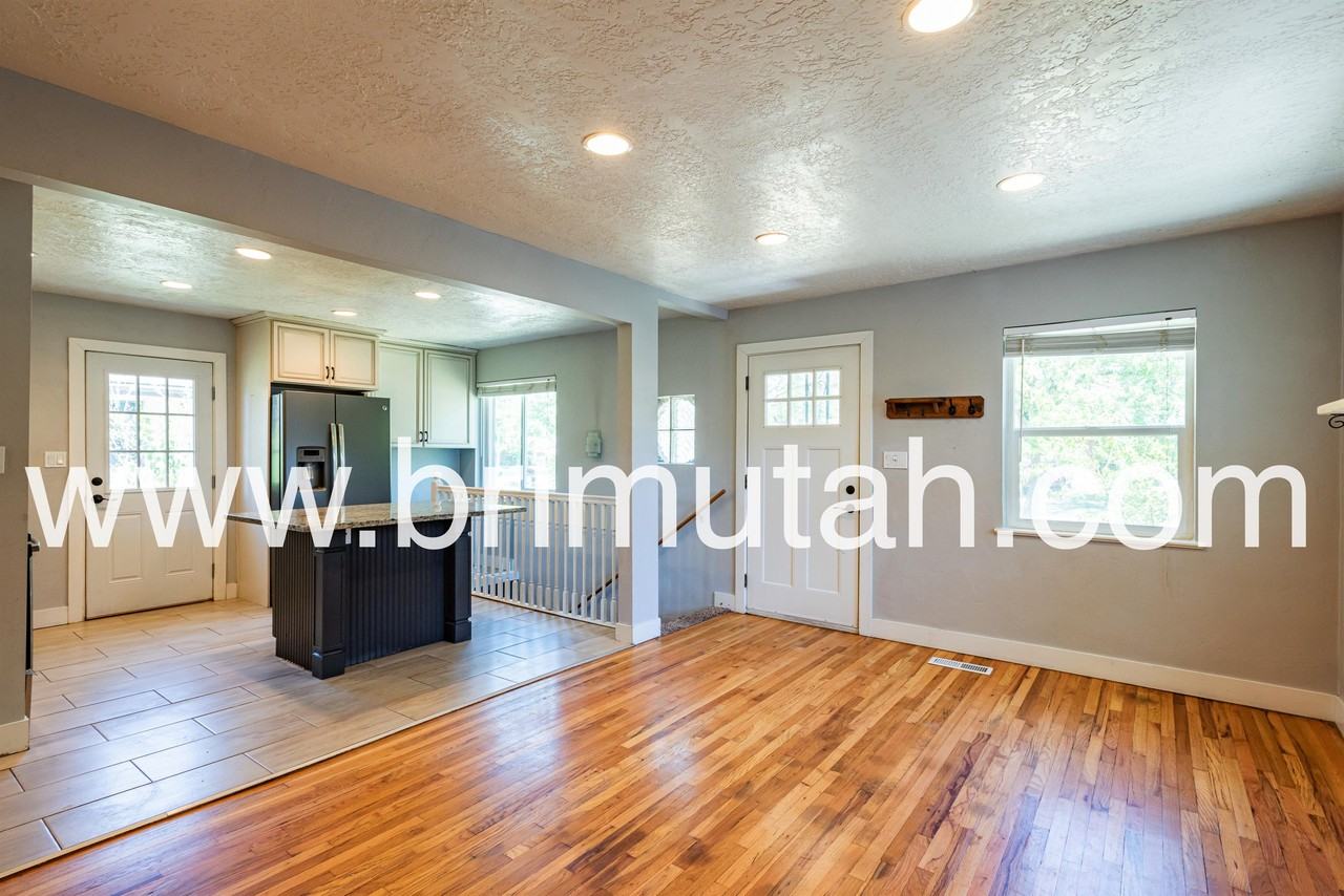 653 N 1300 W #1 - Photo 3 of 21