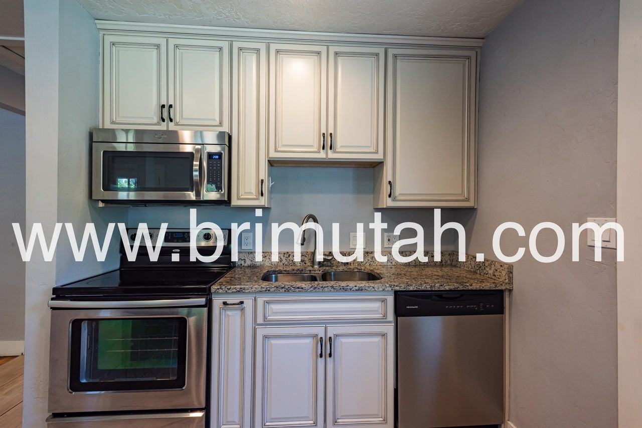 653 N 1300 W #1 - Photo 6 of 21