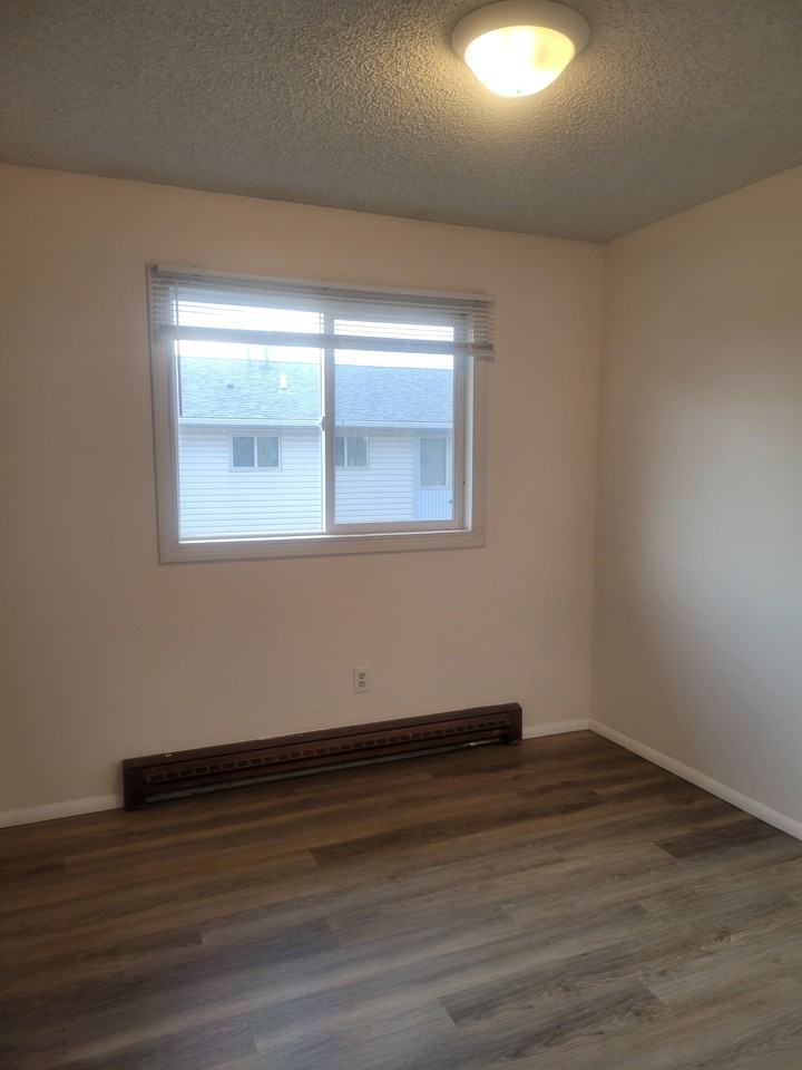 1812 Phillips St #1 - Photo 3 of 18