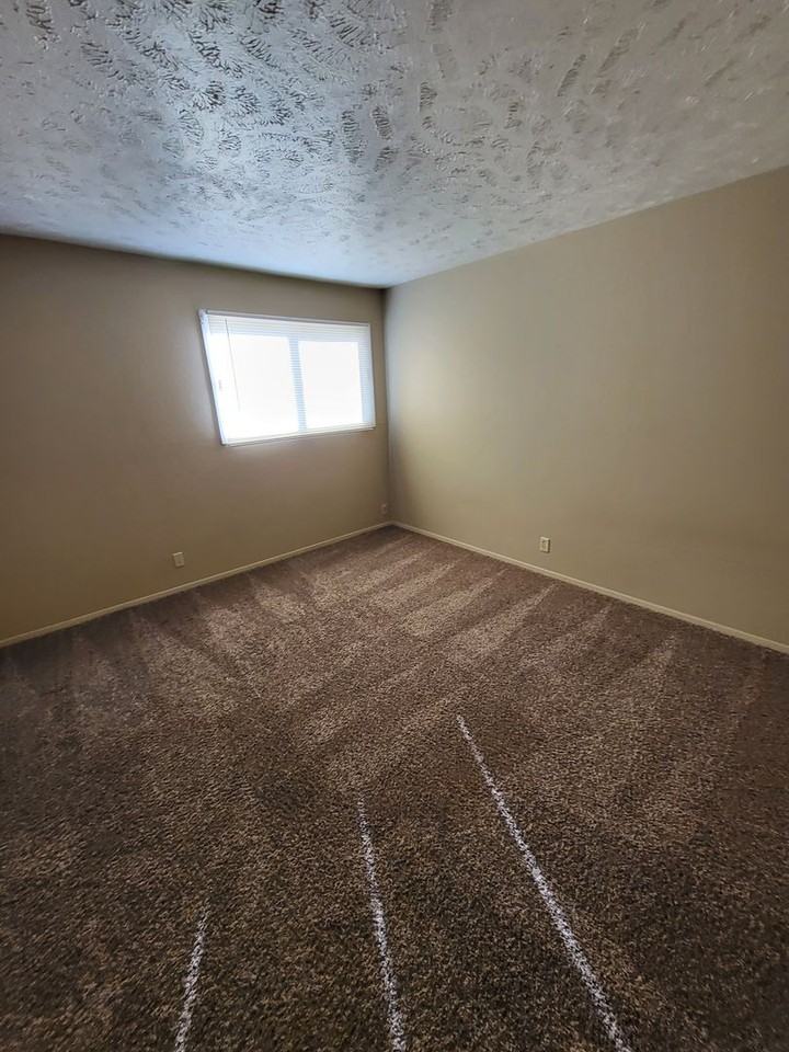 8500 Granville Parkway - Photo 6 of 11