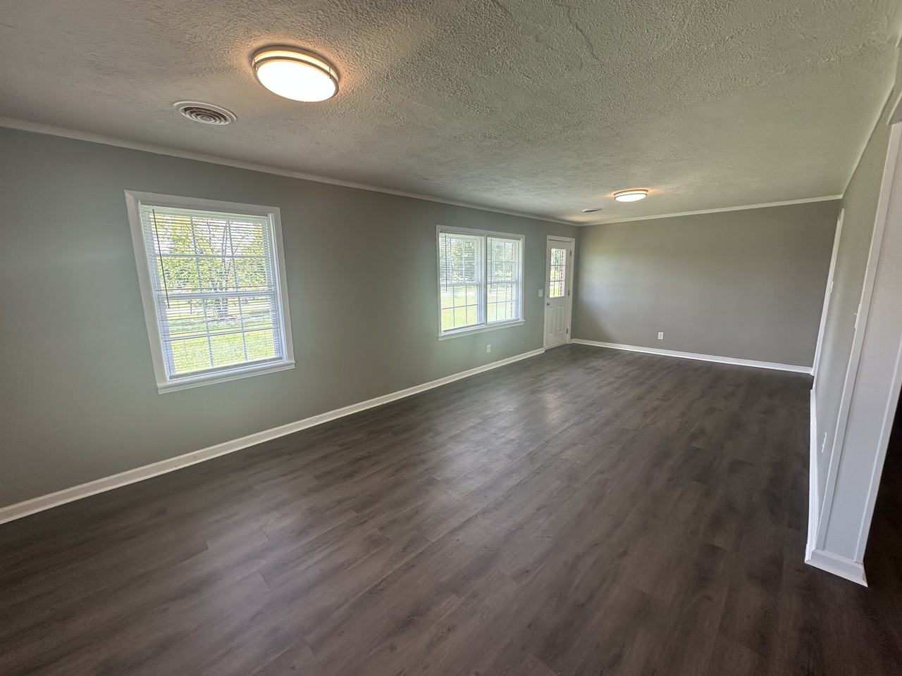 104 Glendale Ave #1 - Photo 3 of 10