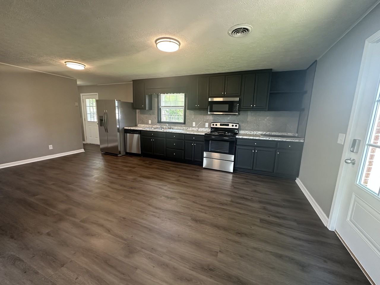 104 Glendale Ave #1 - Photo 4 of 10
