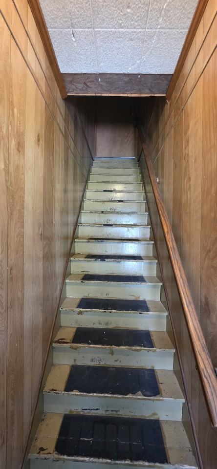 413 W High St #B - Photo 2 of 12