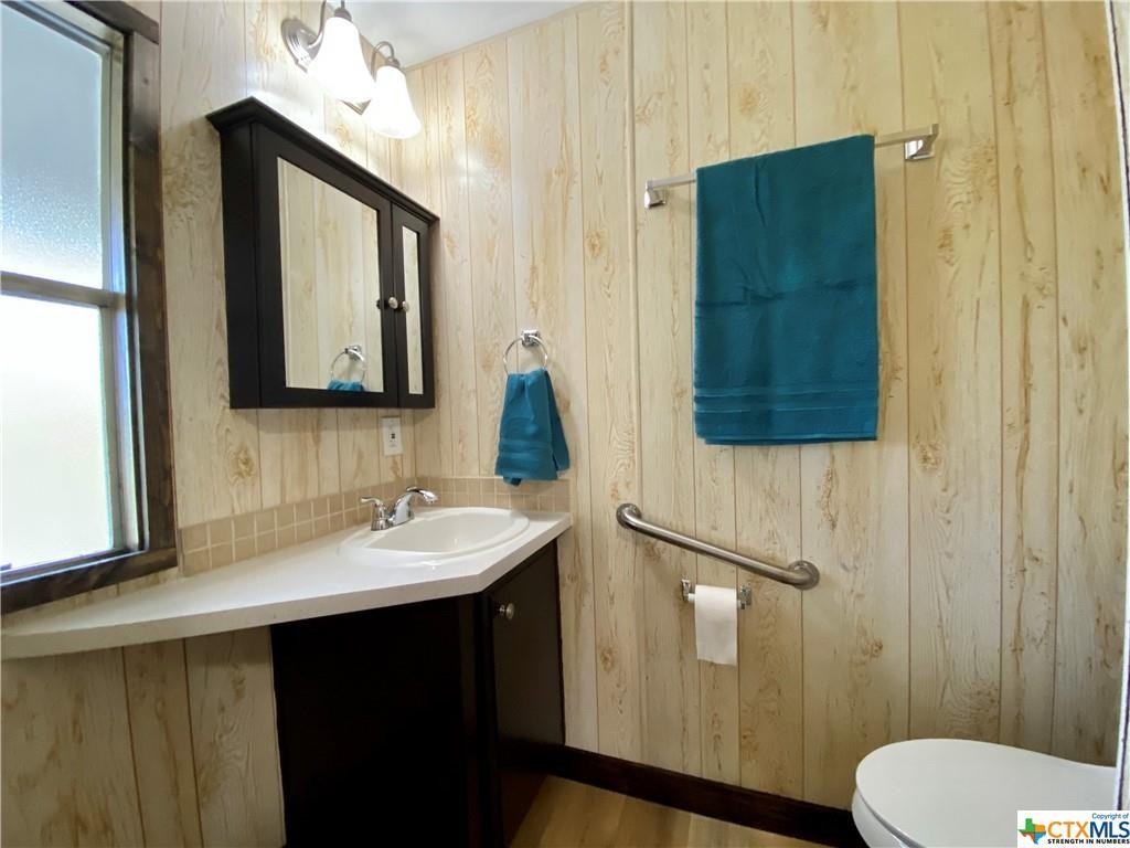 1240 Highview St #1 - Photo 5 of 20