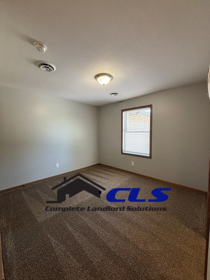 1400 North Avenue - 221 #221 - Photo 6 of 7