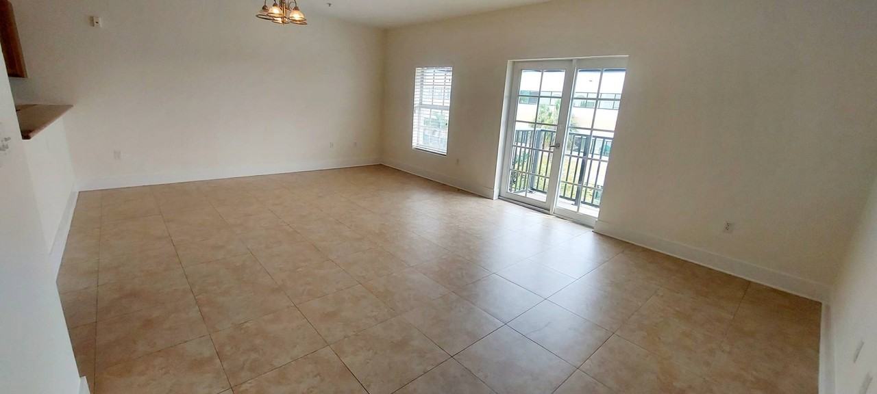 300 State St E #1 - Photo 5 of 20