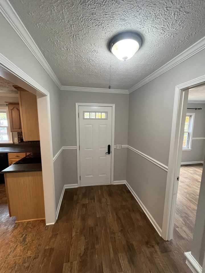 306 Forest Hills Dr #1 - Photo 7 of 11
