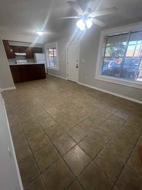 1620 West Kuhn - 3 #3 - Photo 4 of 11