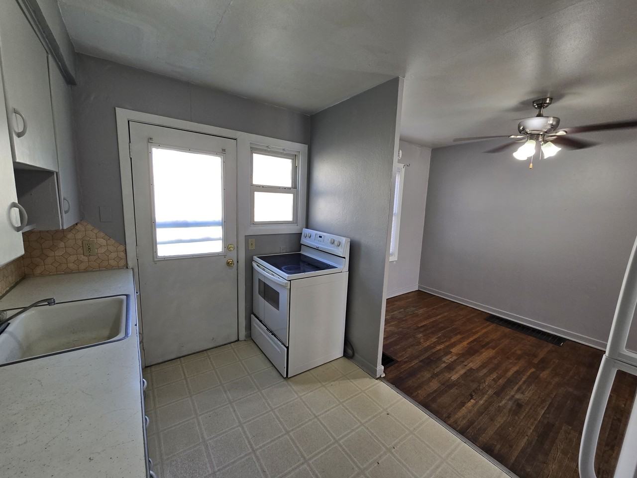 249 Madison St #1 - Photo 3 of 24