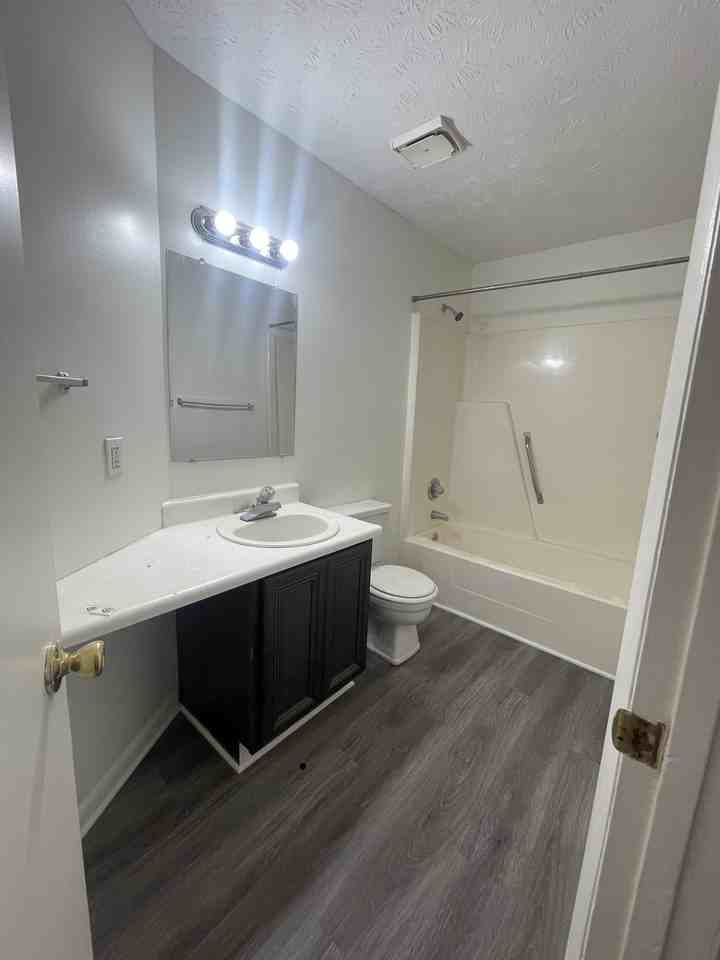 6408 Starbrook Dr #1 - Photo 7 of 23