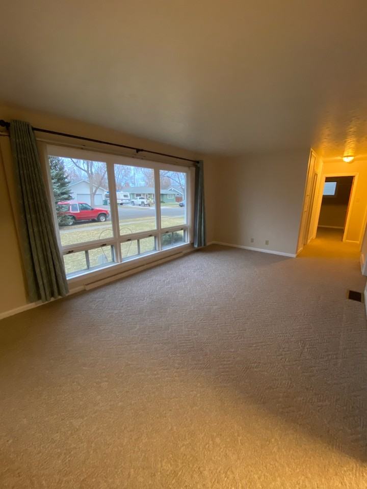 2304 Hewitt Dr #1 - Photo 2 of 13