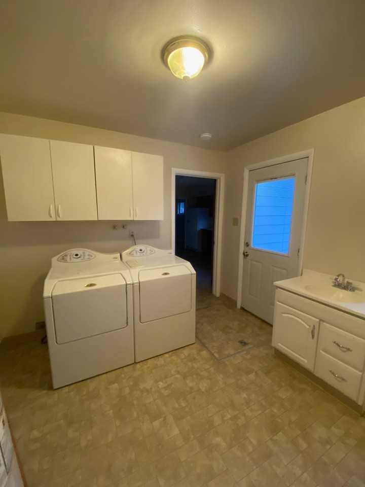 2304 Hewitt Dr #1 - Photo 6 of 13