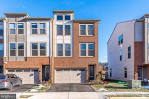 featured image of 42440 Dogwood Glen Sq