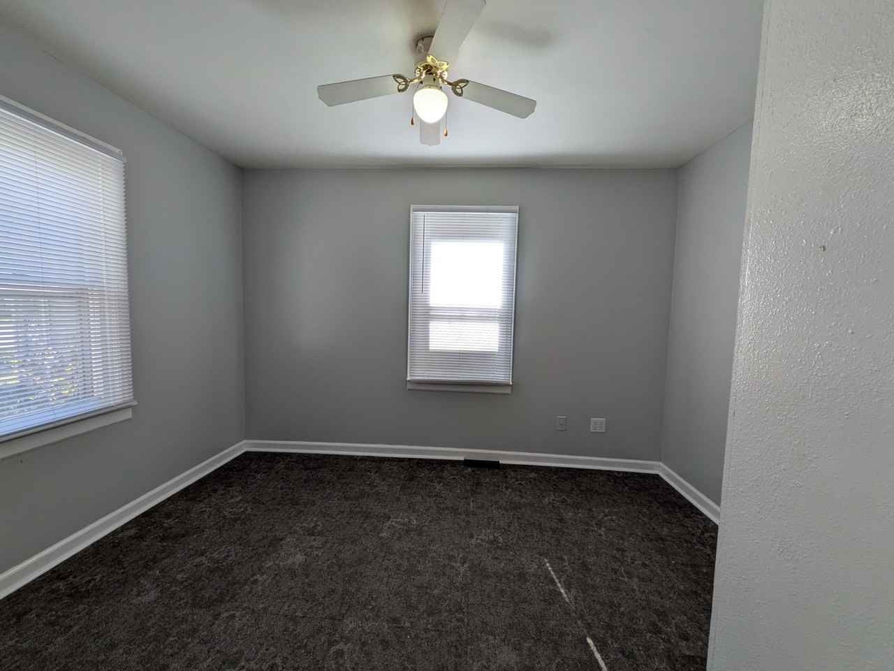 1107 Nw Van Buren St #1 - Photo 5 of 15