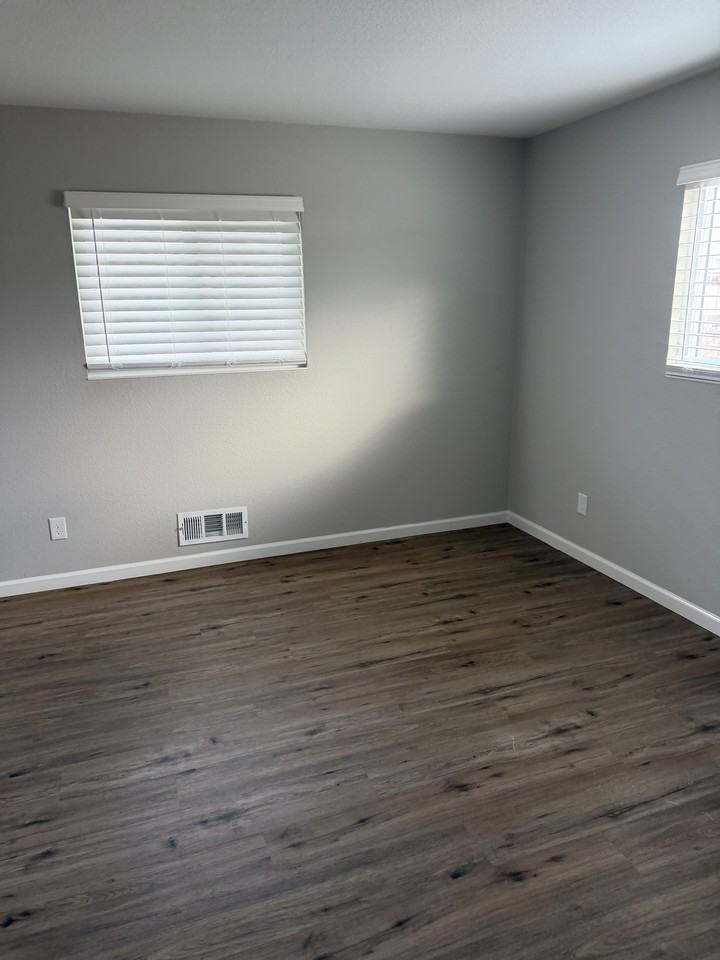 7401 Yosemite Blvd #1 - Photo 2 of 24