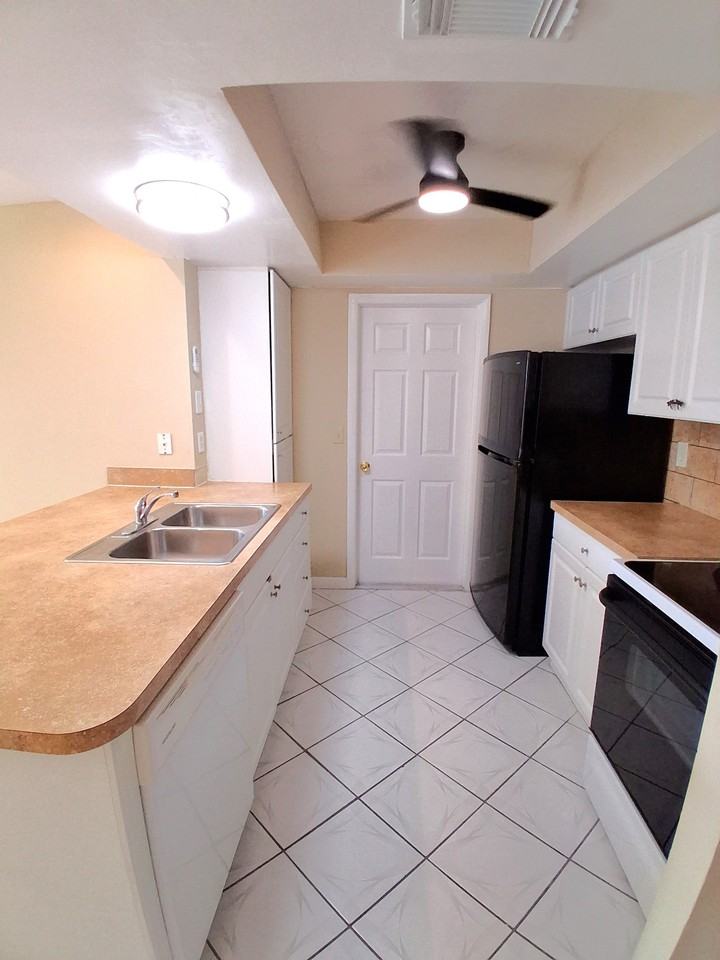 4500 Skyline Blvd #4500 - Photo 7 of 19