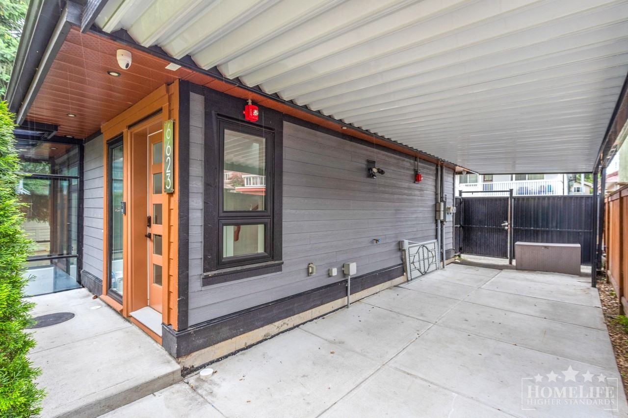 6627 Inverness St - Photo 2 of 44